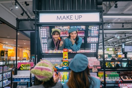 Unmissable Beauty Brands at MBK Center: Your Ultimate Guide to Cosmetic Shopping in Bangkok