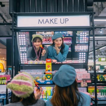 Unmissable Beauty Brands at MBK Center: Your Ultimate Guide to Cosmetic Shopping in Bangkok