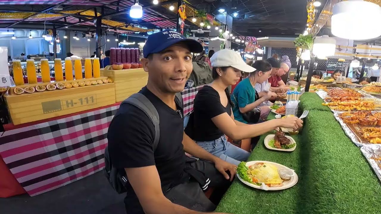 MBK Mall BANGKOK OCT 2022, EATING DELICIOUS FOOD 4K